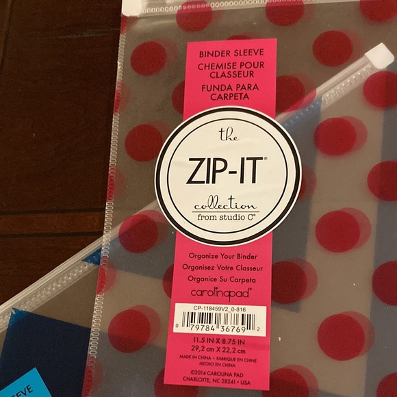 Set of three Zip It Collection binder sleeve/organizers. Pink, blue and purple. - Picture 2 of 3